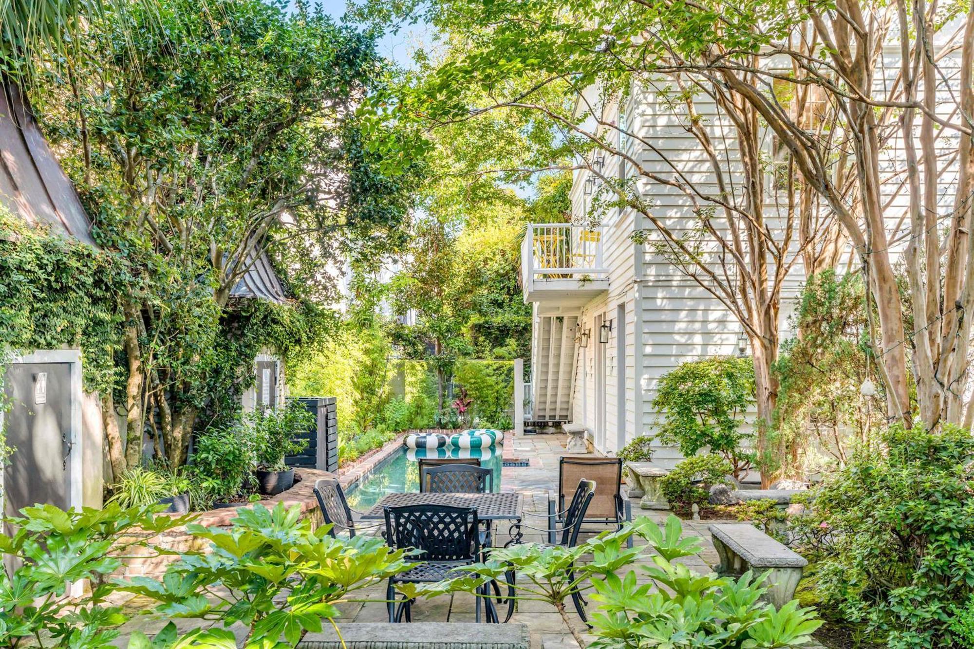 Serene Cottage With Beautiful Garden And Heated Pool Charleston Exteriör bild